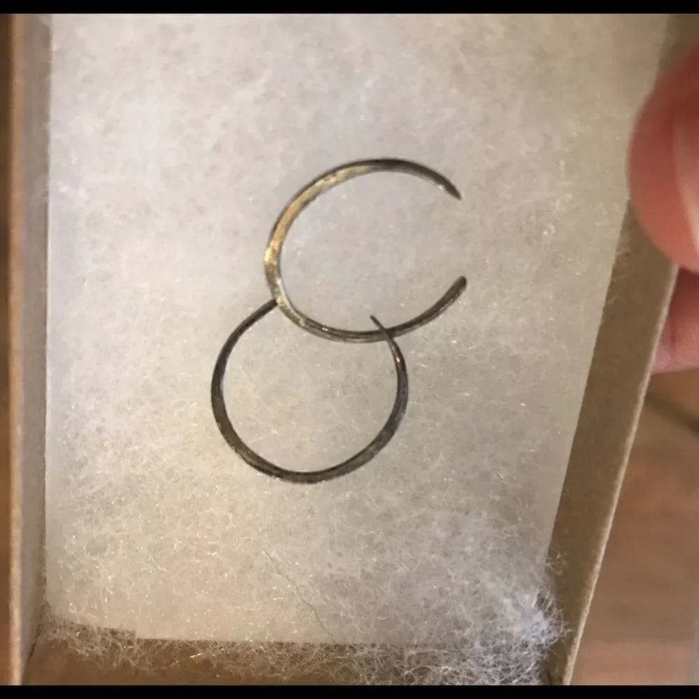 Antiqued silver open hoops BNIB #12
